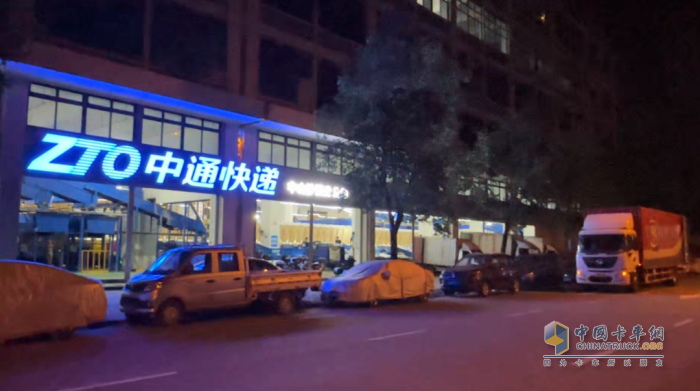 与时间赛跑！广东肖师傅的高效之选：“有劲、省油、开不坏！”