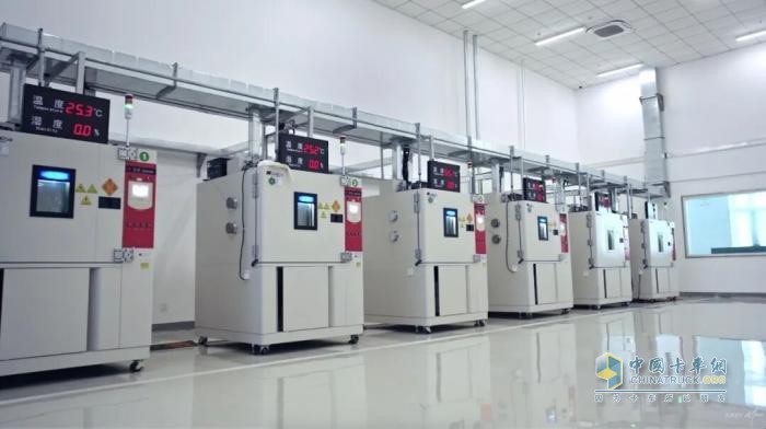 福田汽车：毫厘之间见证跨越 从一线劳模身上触摸中国汽车产业脉搏