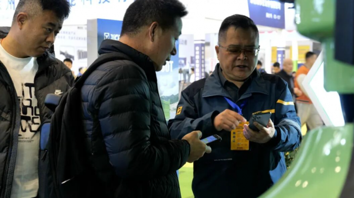 看点拉满！徐工400度纯电动自卸车亮相徐州国际工程机械展