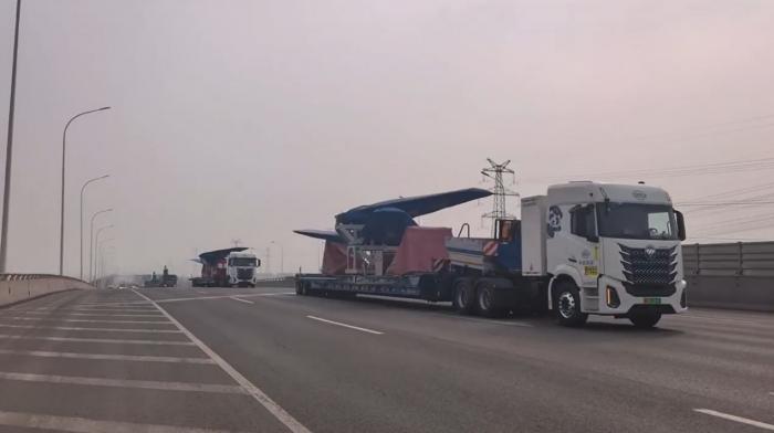 空客大部件首次全电公路转运，欧曼银河5M极效护航