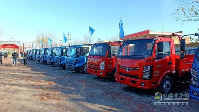飞碟汽车CNG场景产品上市发布会在霸州顺利举行