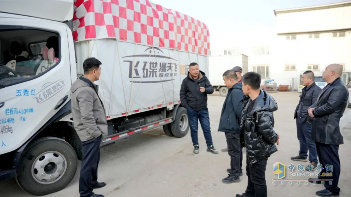 飞碟漫天飞一月行驶一万三千公里，挑战极寒、大漠、无人区