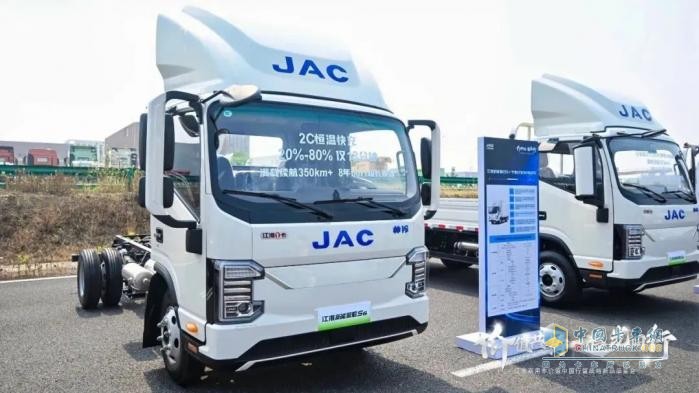 “追光者”江淮商用车，如何锚定“价值共同体”新坐标？