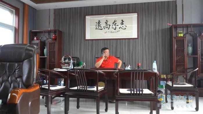 既会算账，也会开车：禹州王总的“电麒麟”生意经