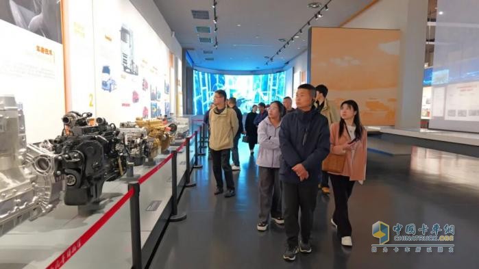 智造新引擎，护航危化路！岳阳云溪区道协探访龙擎，共话合作新篇章