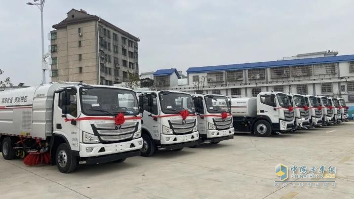 福田普罗科纯电环卫车交付岳阳 助力千年古城迈向绿色环卫新时代