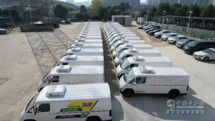 首批50辆交付！福田卡文乐福冷藏车获深圳鲜途科技超百辆订单