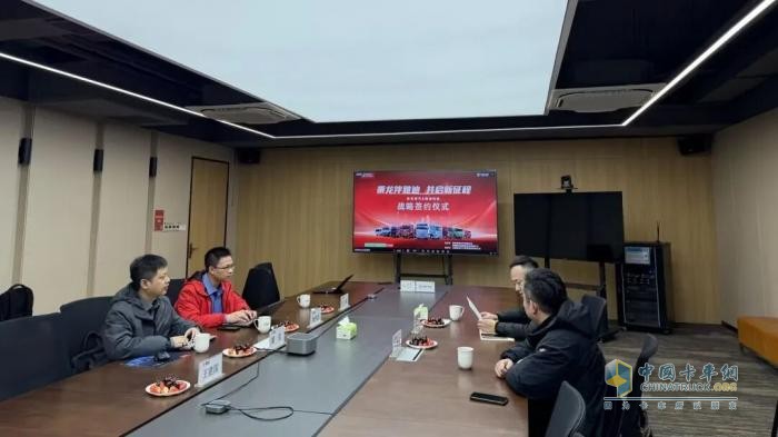 强强联合！东风柳汽与雅迪战略签约 绘就新能源物流新蓝图