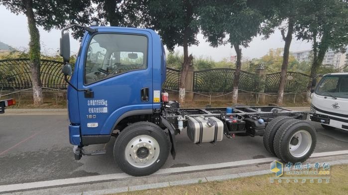 乘龙L2自卸车：动力强劲，承载可靠，城乡运输创富更高效