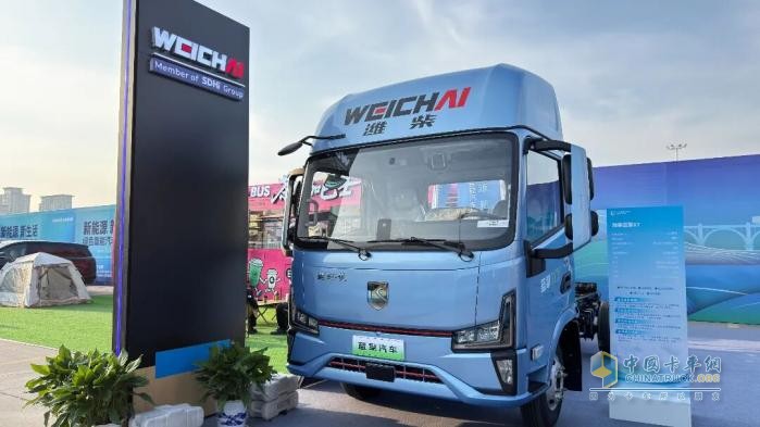 科技赋能绿色出行 - 潍柴蓝擎亮相扬州绿色智能汽车嘉年华!