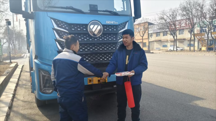 欧曼2026新春服务圆满收官 新能源八大承诺护行无忧