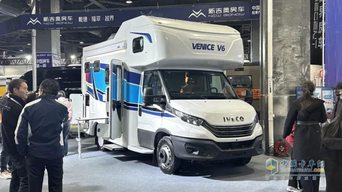 依维柯中国全新房车系列亮相北京国际房车展，重新定义高端旅行生活