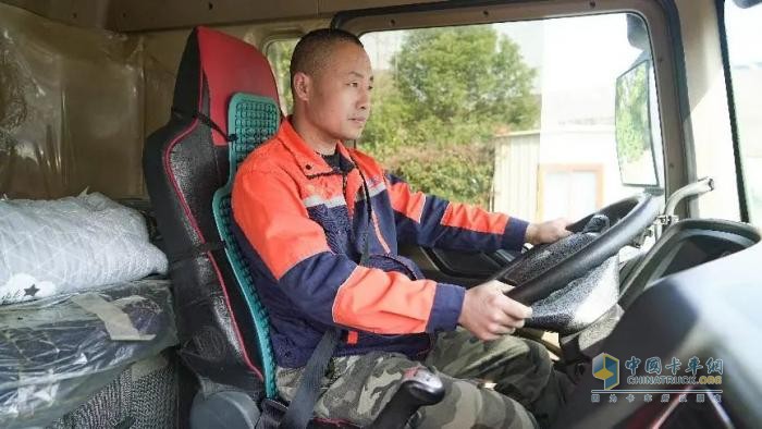 从携手到共赢：中国重汽豪沃TX7渣土车助力客户实现价值跃升
