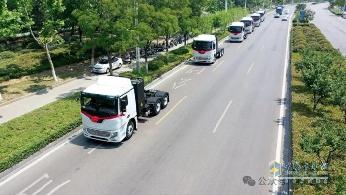 目的地：大西北！100台徐工新能源重卡满电启程