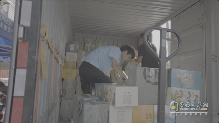 奥铃：成本减半 路权开挂 顺丰生鲜专线背后的“绿色动能”