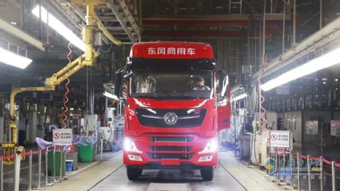 东风商用车：又是TA们！这波流量TA们值得拥有