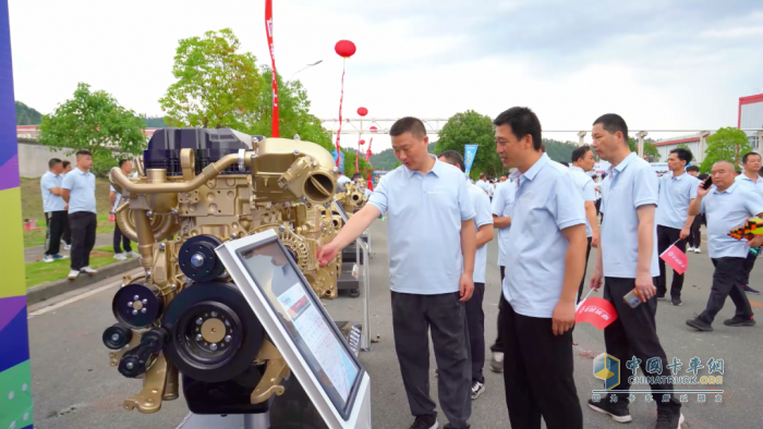 快乐龙擎 向新向上！2025年东风龙擎嘉年华盛大启幕