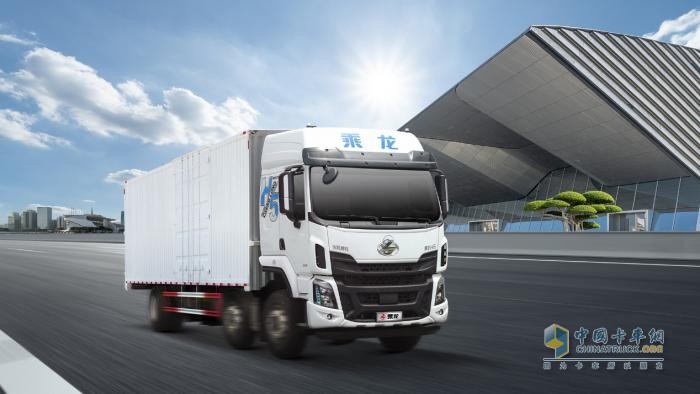 乘龙H5 6x2 LNG 载货车：每公里较油车省9毛，一年多赚10万