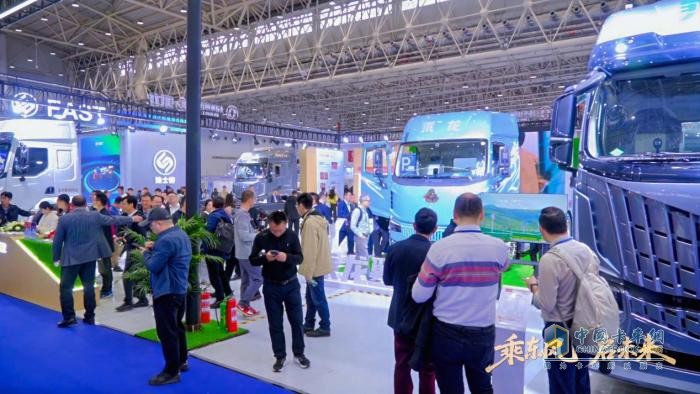 向新而行，东风柳汽乘龙携重磅产品亮相中国国际商用车展