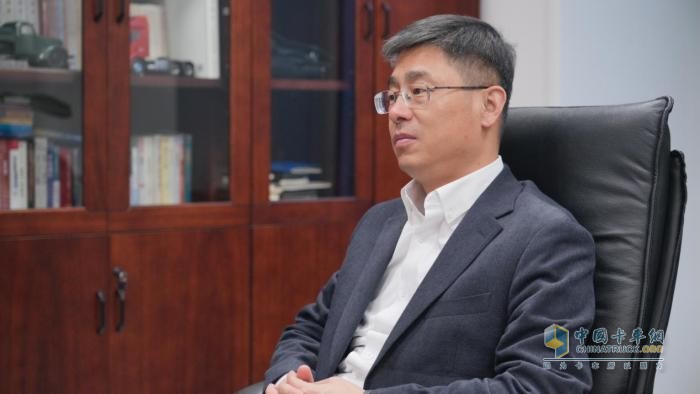 一汽解放于广江谈营销变革带来的颠覆：变局中开新局，变革中铸胜势