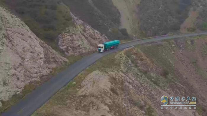 1.57 万辆 + 暴涨三倍！欧曼新能源重卡领跑赛道 银河5M再树标杆