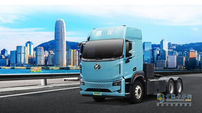 东风柳汽与乘龙翼威5在“车轮上的中国”活动中斩获双奖