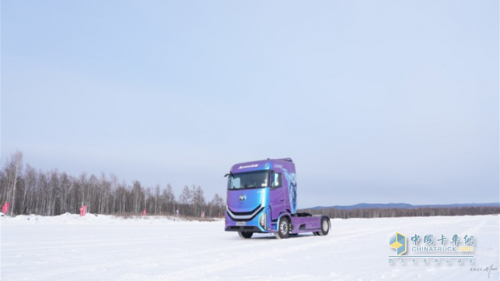 -35℃极寒测试 福田欧曼银河纯电+混动重卡以硬核实力破寒区运输痛点