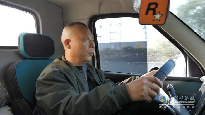 渣土运输转行做货运，周建明的底气源自祥菱V5的硬实力