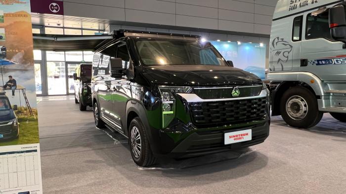 科技引领物流生活：中国重汽闪耀2026深圳国际博览会