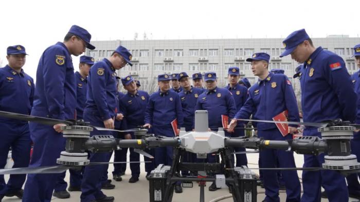 南京市消防救援支队走进宇通专用车开展技术交流