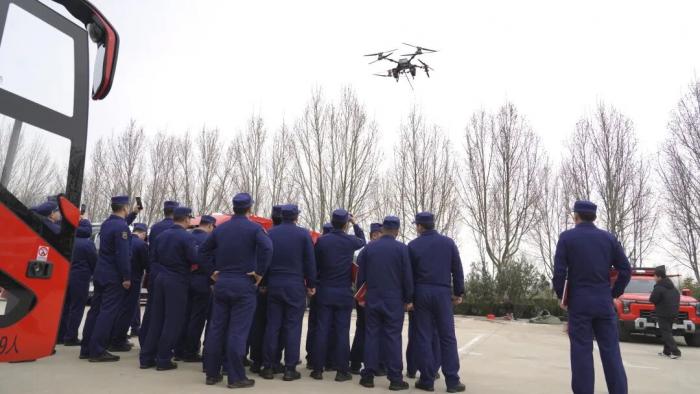 南京市消防救援支队走进宇通专用车开展技术交流