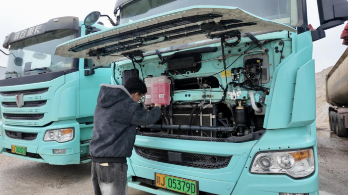 倾听客户心声，构建共赢桥梁!联合重卡用"臻心服务"跑出开工季加速度！