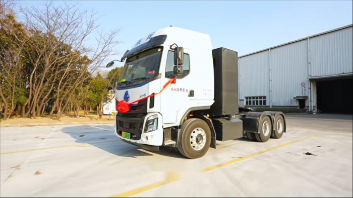 东风柳汽乘龙：油换电之后，他们这么说……