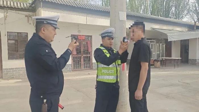 新疆查获一危化品车驾驶员酒驾