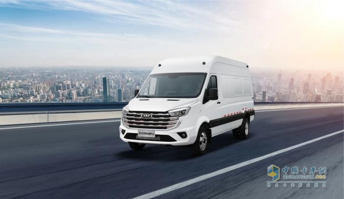 星锐领航版Pro：重新定义城际鲜活物流的“装载哲学”