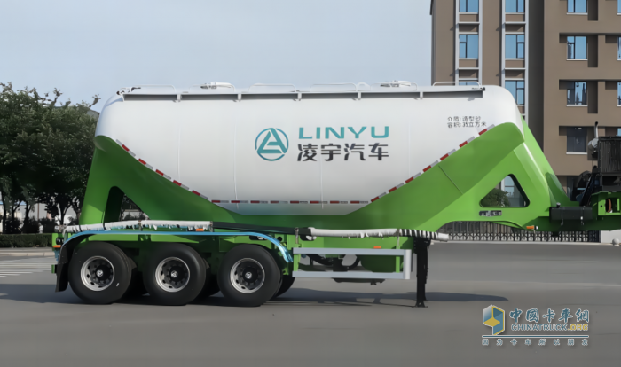 挑战行业最轻 凌宇35方超轻立式粉罐半挂车全新上市