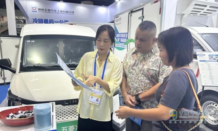 冷链运输看这里！五菱冷藏车广州展实力圈粉海内外客户