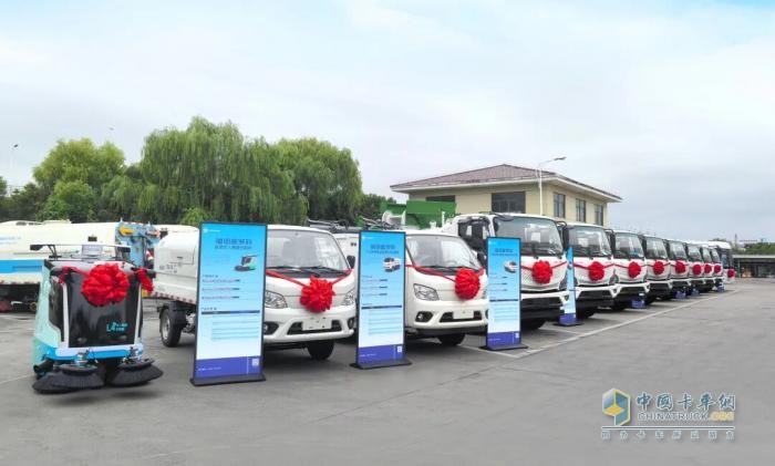 福田普罗科新能源环卫车交付中国天楹 助力海安环卫升级