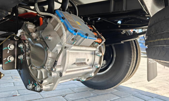 时代领航M5纯电轻卡：如何成为全场景高效赚钱利器