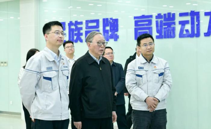 无锡市人大代表梁溪组来解放动力总成事业部开展专题调研