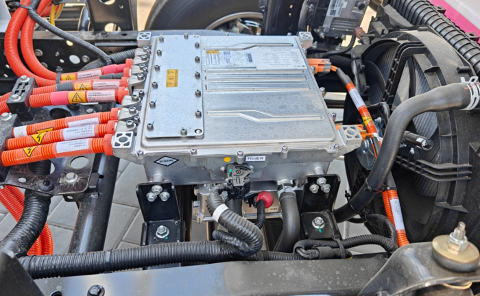 时代领航M5纯电轻卡：如何成为全场景高效赚钱利器