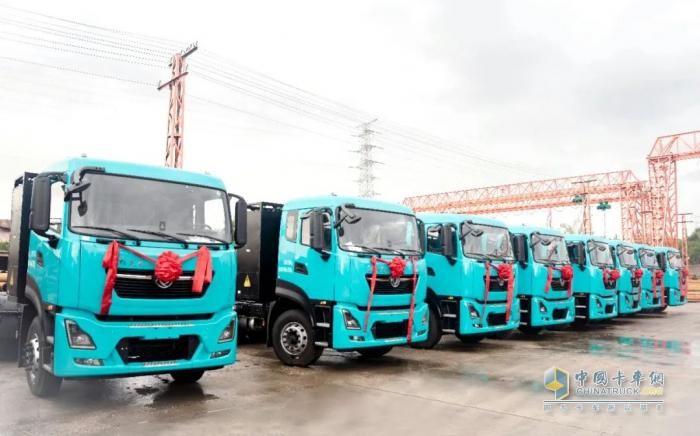 新能源客户说：抢先拿下东风商用车新能源车，很划算!