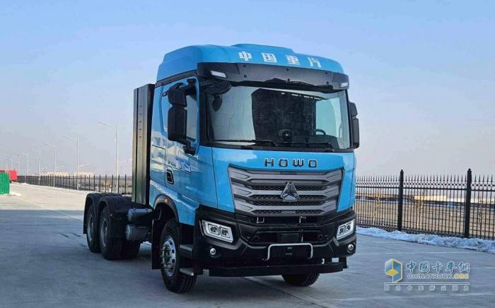 重汽TS序列迎升级 解放推全新JH6EV 404批公告共有42款牵引车新品上榜