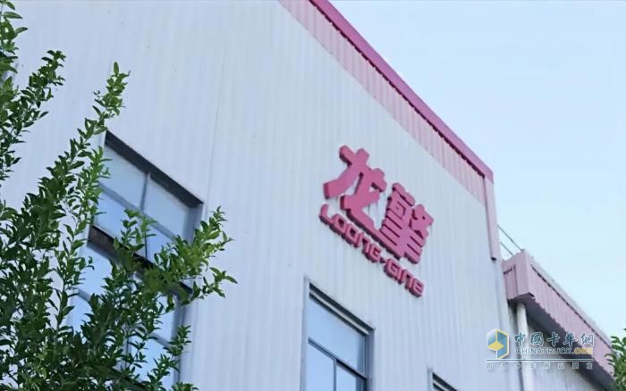 更智能、更绿色！东风龙擎实力亮相2025中国国际商用车展