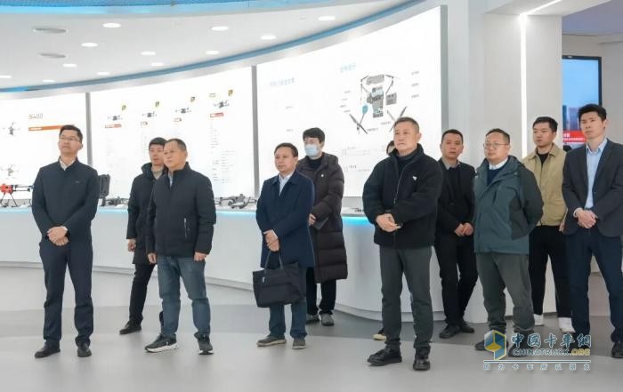 JSV江铃改装与普宙科技签署战略合作协议