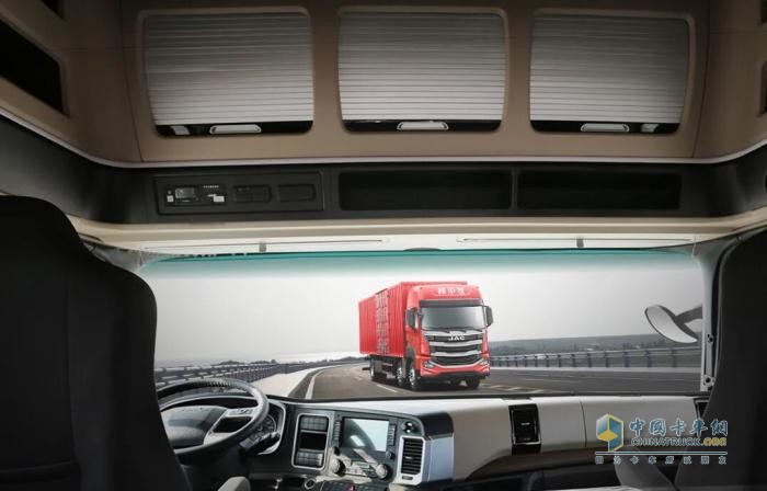 江淮格尔发：别再猛踩油门了！这样开车，你也能省出半箱油！