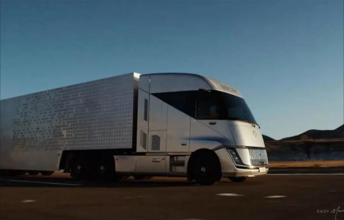 航天级科技赋能：福田卡文重卡携手航天六院 引领液氢重卡迈入规模化新阶段