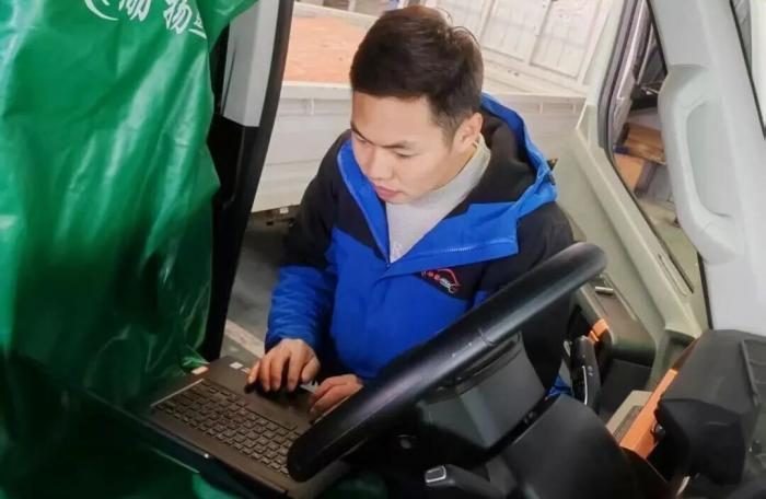 金扳手加冕！专访长安跨越管文武：十年匠心，以技护航出行