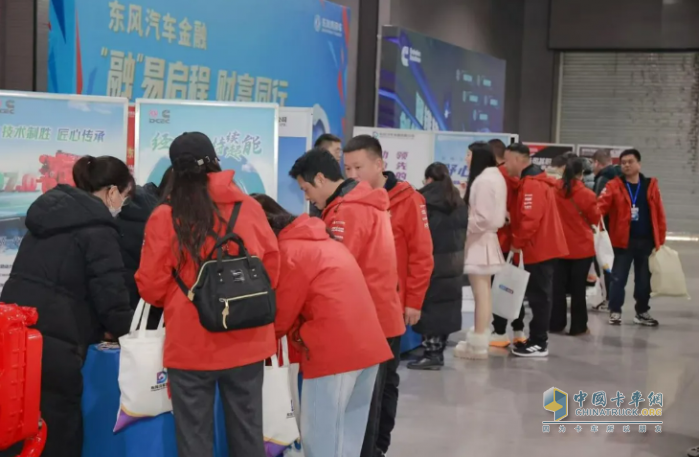 东风康明斯：天龙哥十年之约温暖启程