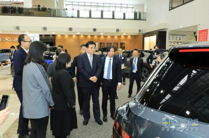 中国重汽与丰田汽车签署战略合作协议